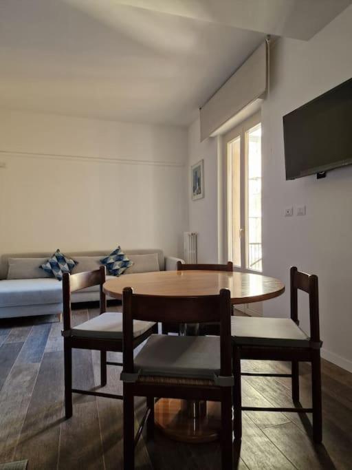 Casa Francesco Apartment Милано Екстериор снимка